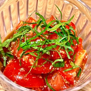 michuの作ってみた!投稿(トマトが丸ごとぺろっとなくなる♪
韓国風トマトサラダ)