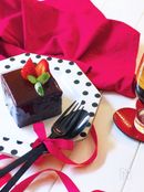 マシュマロでチョコムースケーキ〜牛乳パックの型でプチガトー風