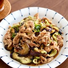 【ご飯のおかわり必須】豚肉となすの甘辛炒め