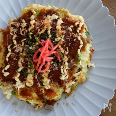 簡単!ふわふわ【米粉と豆腐のヘルシー豚玉お好み焼き】
