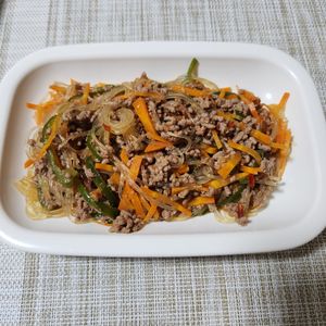 とももの作ってみた!投稿(【麻婆春雨】レンジ6分で町中華！味しみしみでちゅるんと旨い!)