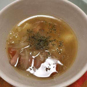 美沙智【みさと】の作ってみた!投稿(ポテトコンソメスープ【ジャーマンポテト風♪簡単スープ】)