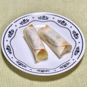 キャピタンの作ってみた!投稿(材料4つ！トースターでパリもち♡「カニカマ餅チーズ棒餃子」)