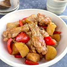 手羽元と新じゃがのコク旨照り煮【ごはんがすすむ♪】