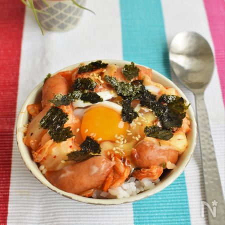 動画あり キムチーズウインナーtkg 卵かけご飯 レンジ2分で完成 By ふじたかな レシピサイト Nadia ナディア プロの料理家のおいしいレシピ
