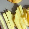 もう揚げなくていい！米粉でカリカリ！【フライドポテト】の工程1