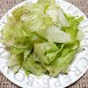 よっこの作ってみた!投稿(1分で完成♡『うま味洋風ちぎりレタス』お酒のあてにも◎)