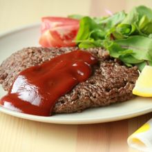 パックから触らず出すだけ☆ひき肉でなんちゃってステーキ