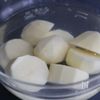 本鶏だしで濃厚！【簡単タッカンマリ】の工程2