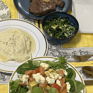🍳💪の作ってみた!投稿(肉料理の付け合わせの定番！ほうれん草のクリームスピナッチ)