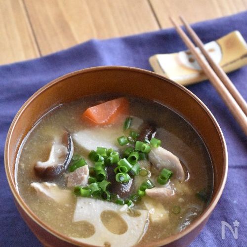 【本鶏だしで作る！旨味たっぷり♪のっぺい汁】ぽかぽか温まる！