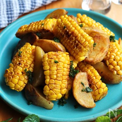絶品*焼きとうもろこしじゃがバター