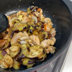 1169387の作ってみた!投稿(ポン酢で簡単☆『鶏もも肉となすのごまポン照り焼き』)