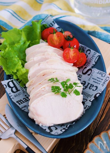 放置で完成 巻かない 塩麹 De ジューシー鶏ハム By ｙｕｕ レシピサイト Nadia ナディア プロの料理家のおいしいレシピ