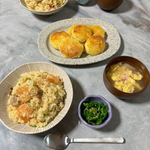 ぽてちの作ってみた!投稿(材料入れて炊くだけ【喫茶店のあの味♪えびピラフ】)