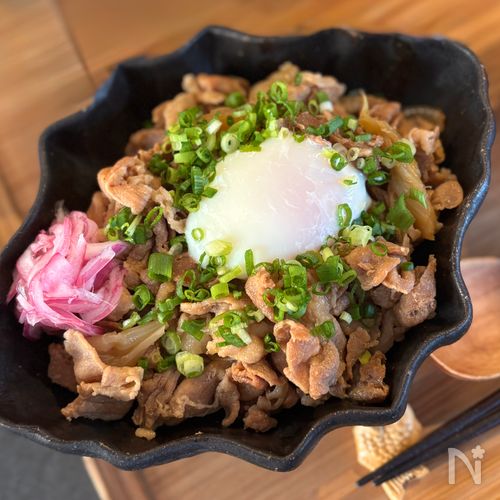 圧力鍋でやわらか♪温玉豚丼