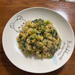 まさの作ってみた!投稿(栄養満点!味も満点!小松菜チャーハン)