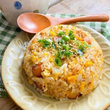 ひと手間でお店のような味に☆焦がし醤油チャーハン