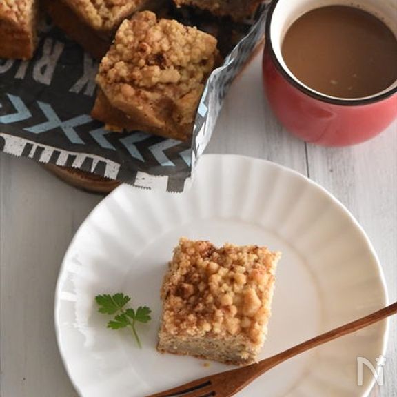 黒糖バナナのサクサク！クランブルケーキ