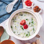 【ご飯で作る】梅干し入り七草粥