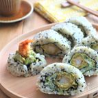 えびフライとアボカドのうず潮巻き寿司