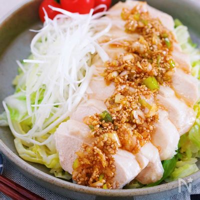 春キャベツのうま辛♡よだれ鶏のっけ【#火不使用 #包丁不要】