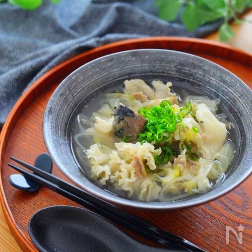 ハナビラタケと鯖缶のおつゆ【旨みたっぷり簡単スープ】