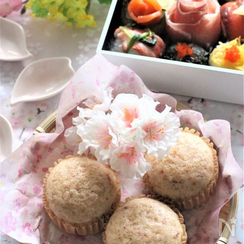 いちご風味の蒸しパン