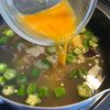 オクラときくらげと卵の中華スープの工程6