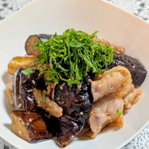まゆのの作ってみた!投稿(【おいしさ悶絶級！】豚バラ茄子の胡麻だくポン照り☆青じそ香る)