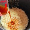 ドボンと沈めるだけ！トマチキ炊き込みご飯の工程1