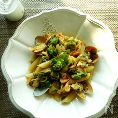 さわやかなほろ苦さが決め手のふきのとうのペンネ