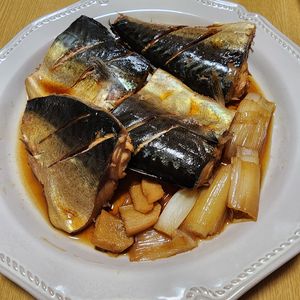 ナムディの作ってみた!投稿(【さばの甘辛生姜煮】ご飯がすすむ♡さばの煮付け)