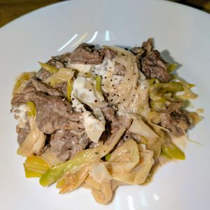 joe sanの作ってみた!投稿(牛肉とねぎのクリームチーズがらめ)