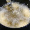 厚揚げ！胡麻餡かけ串　絹豆腐で揚げたて中とろとろの工程2