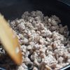 子どもが大好き！だし汁で作る「わが家の鶏そぼろ」の工程2
