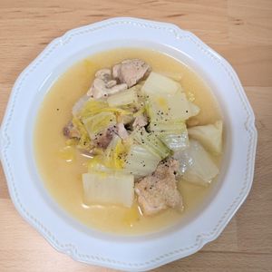 ゆいの作ってみた!投稿(【白菜と鶏肉の旨塩煮】食材2つで簡単！節約ヘルシーおかず♡)