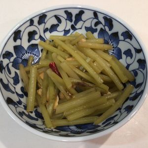 ゆみ棒ちゃんの作ってみた!投稿(ふきの佃煮【作り置き】)