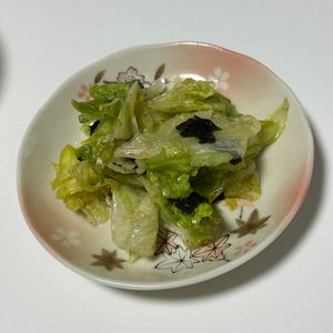 しんやの作ってみた!投稿(ちぎって和えるだけ！レタスと海苔のやみつき中華サラダ)