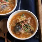 鯖缶キムチのピリ辛ごま味噌スープ。