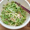 【免疫・美肌力アップ！】豆苗とかにかまの胡麻マヨ旨サラダ♪の工程2
