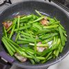 夏の味「ニラ豚玉炒め」の工程3