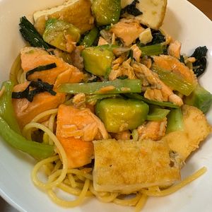 いちごの作ってみた!投稿(ガリバタ醤油が食欲をそそる♪『ベーコンときのこの和風パスタ』)