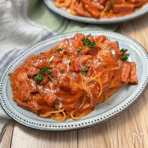 ワンパンで簡単！ベーコンのトマトクリームパスタ