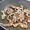 豚こまときのこのハッシュドポーク【ルウ不要・煮込み5分】の工程2