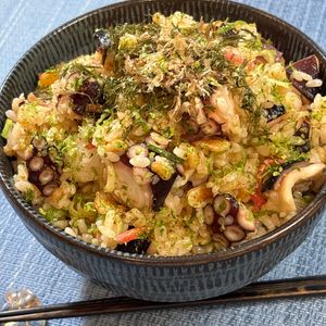 楽ラク手抜キッチン🐶🐾の作ってみた!投稿(たこ焼きの余った具材で！ごちそうおにぎり♪)