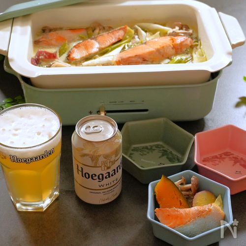秋鮭と根菜のハーブバタークリーム蒸し鍋