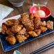 焼いてからめるだけ♡ご飯がすすむ「ひとくちゴマまみれチキン」