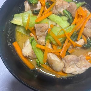 し☆の作ってみた!投稿(コク旨！【鶏もも肉と小松菜のごま味噌炒め】)