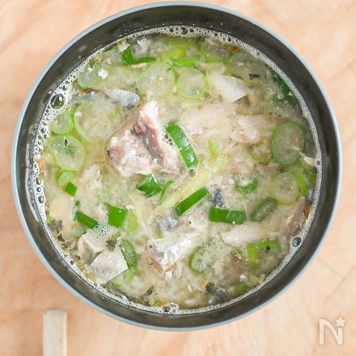 パパっと作れる！サバ缶のおみそ汁